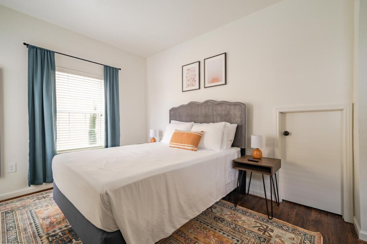 Unit 1 - Spacious & Renovated Apt Home In The City'S Action Houston Zewnętrze zdjęcie